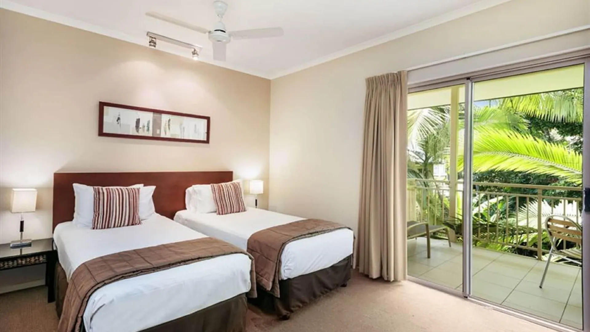 Mantra Amphora Hotel Palm Cove