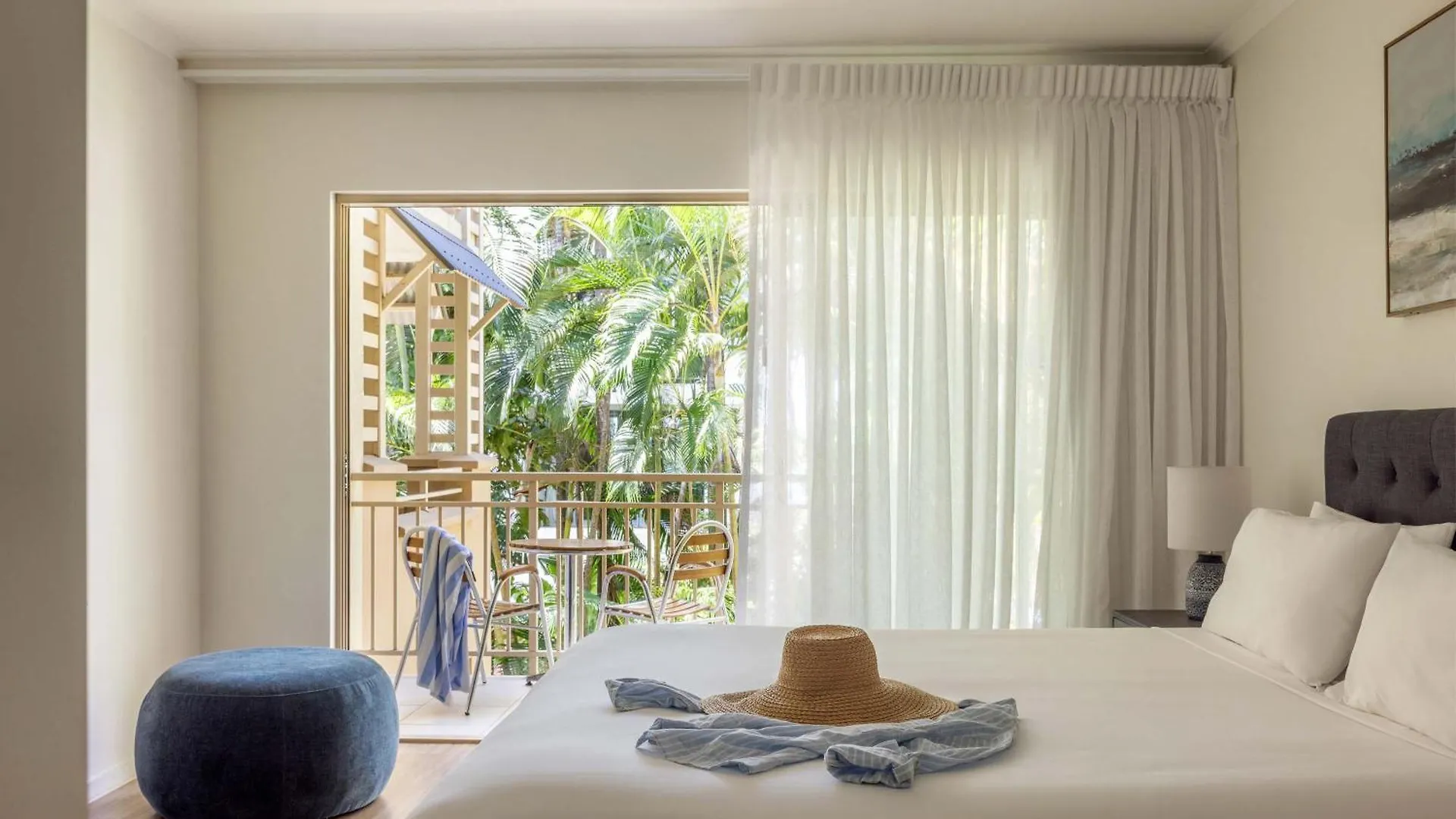 Mantra Amphora Hotel Palm Cove Resort