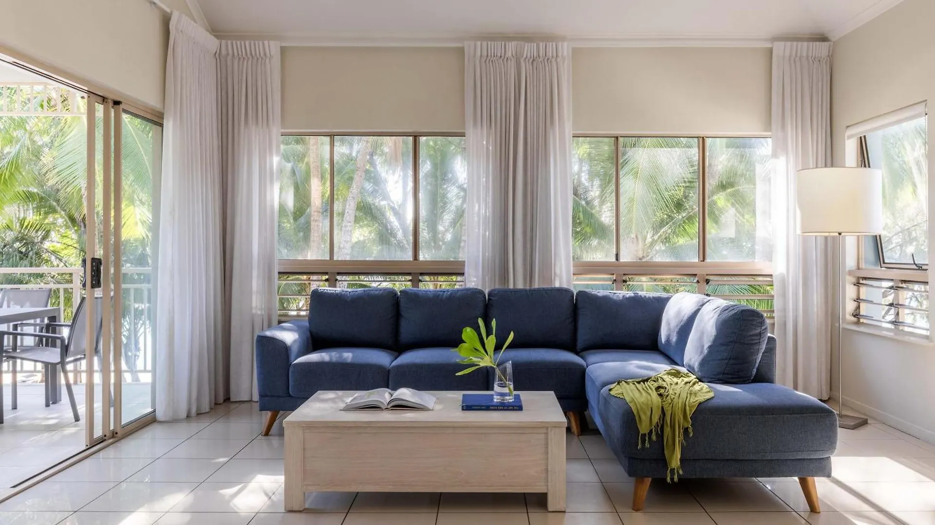 Mantra Amphora Hotel Palm Cove