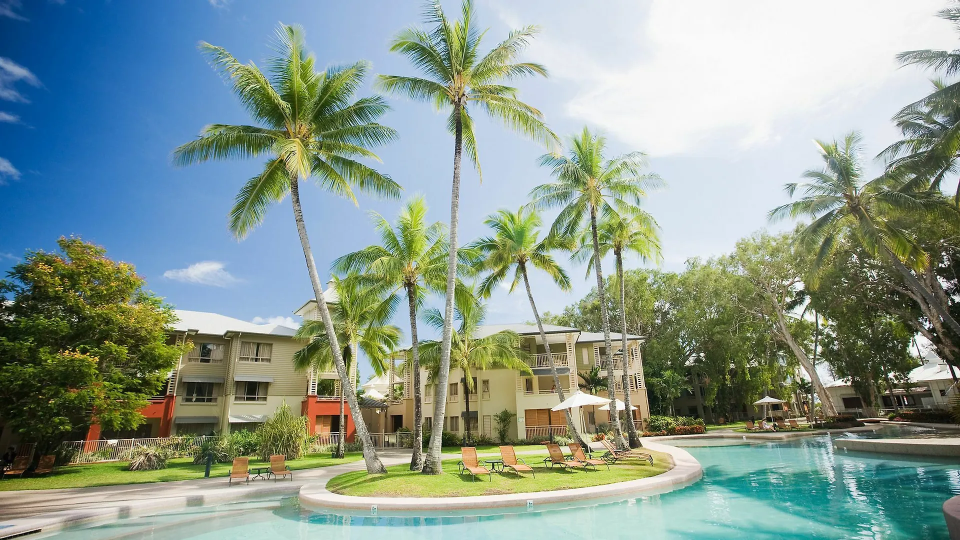 Mantra Amphora Hotel Palm Cove