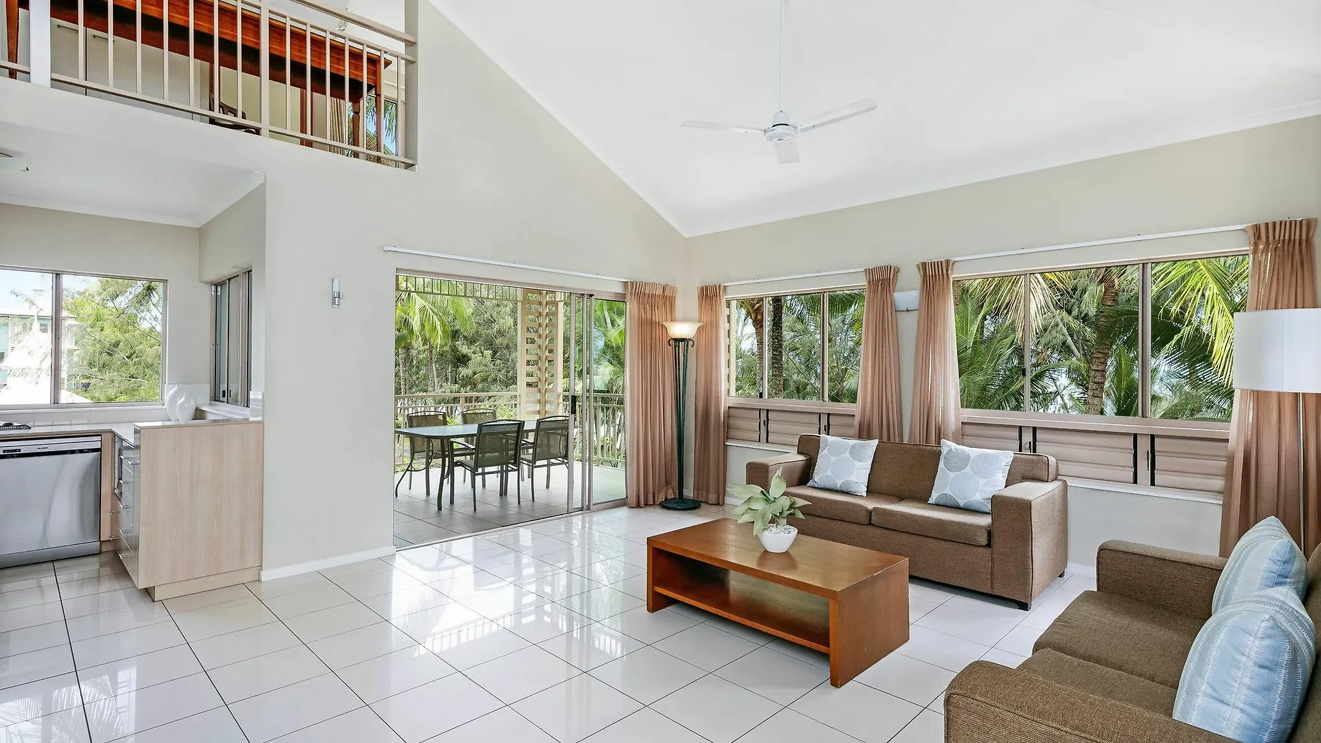 Mantra Amphora Hotel Palm Cove