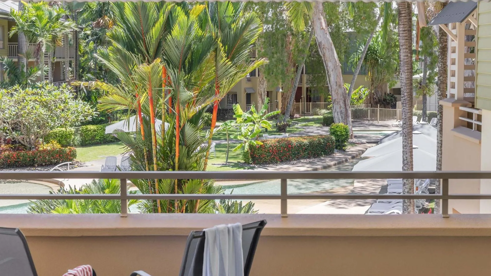 Hotel Mantra Amphora Palm Cove Australia